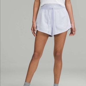 Lululemon inner glow high rise short